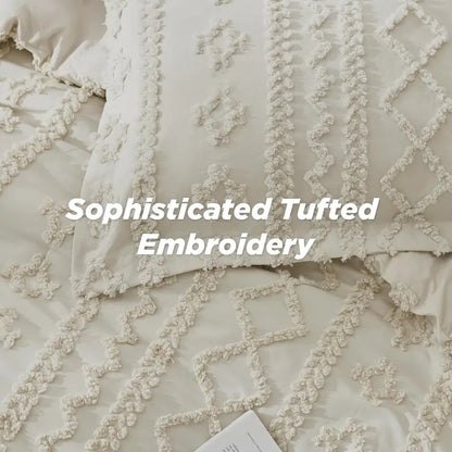 Tufted Boho Jacquard Comforter 3-Piece Set (1 Comforter + 2 Pillow Shams)