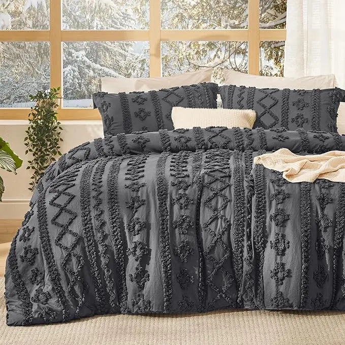 Tufted Boho Jacquard Comforter 3-Piece Set (1 Comforter + 2 Pillow Shams)