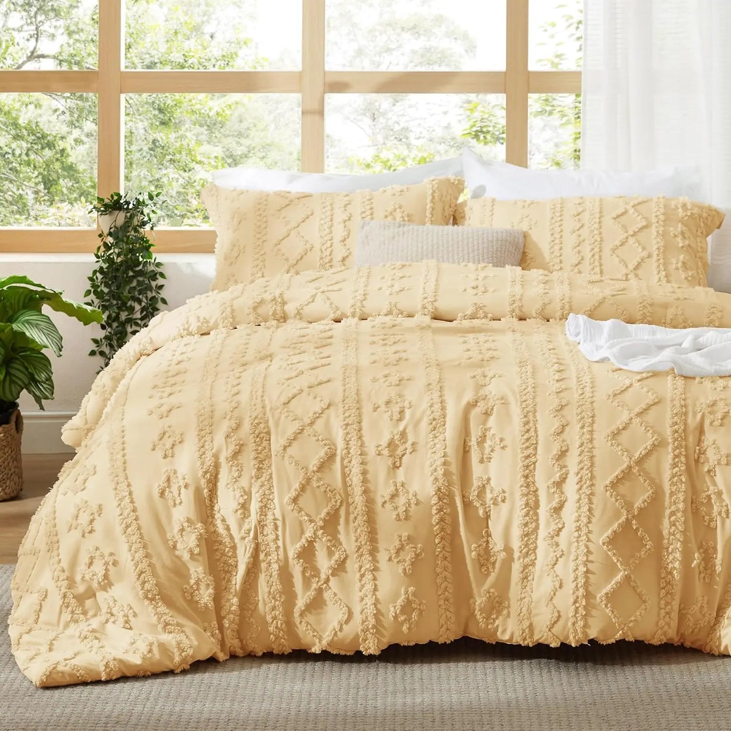 Tufted Boho Jacquard Comforter 3-Piece Set (1 Comforter + 2 Pillow Shams)
